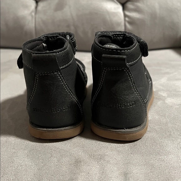 Stride Rite 360 Stuart Boot - Picture 4 of 5